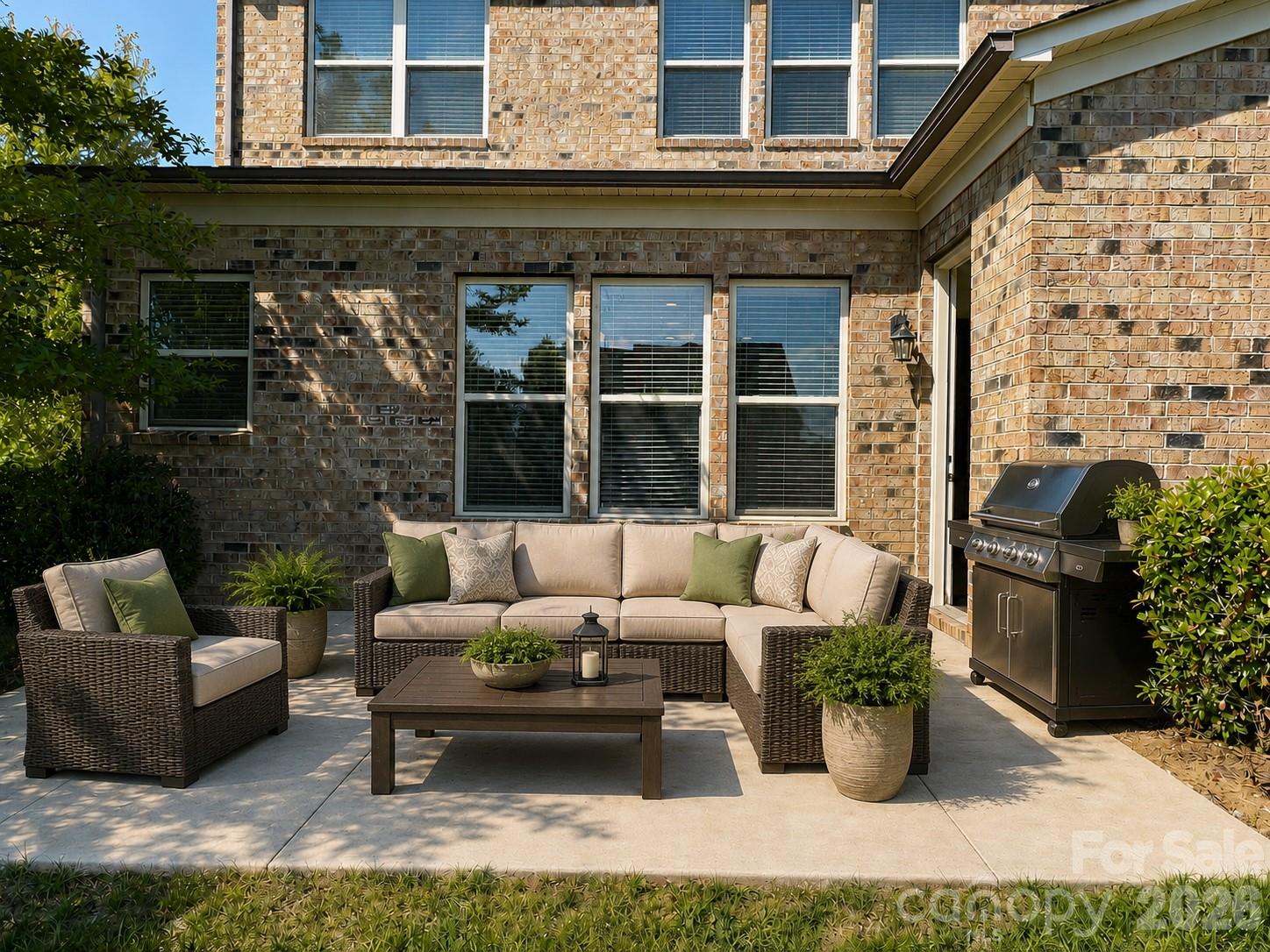 Oak Manor - Residential