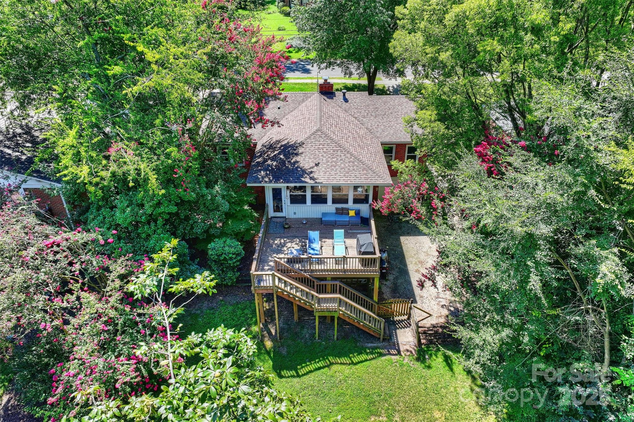 Colonial Village - Residential