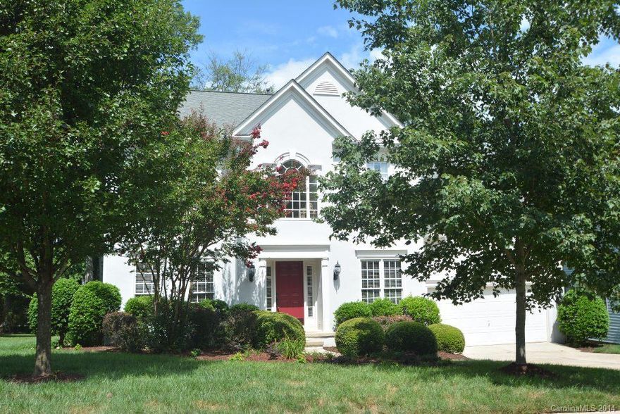 Updated Kitchen w/ Granite, Tile, SS Apps, Double Oven, 42" Cabinets, Butlers' Pantry, Walk-in Pantry.  Wood Fls on Main, Upgraded Carpet, Tile Baths/Laundry.  Sunrm w/ Cathedral Ceiling, Bonus Rm w/ Custom Built-ins & Closet.  Large Owners' Bdrm w/ HUGE Walk-in Closet.  Big Bdrms, 2 w/ Walk-in Closets. Updated Roof, HVAC Units, H2O Heater, Warranty.  Next to Cul-de-Sac, Large Private Lot, Mature Trees.  Located in Upscale Village of Highland Creek-Golf, Pools, Tennis.  Btwn I-77 & I-85/485.