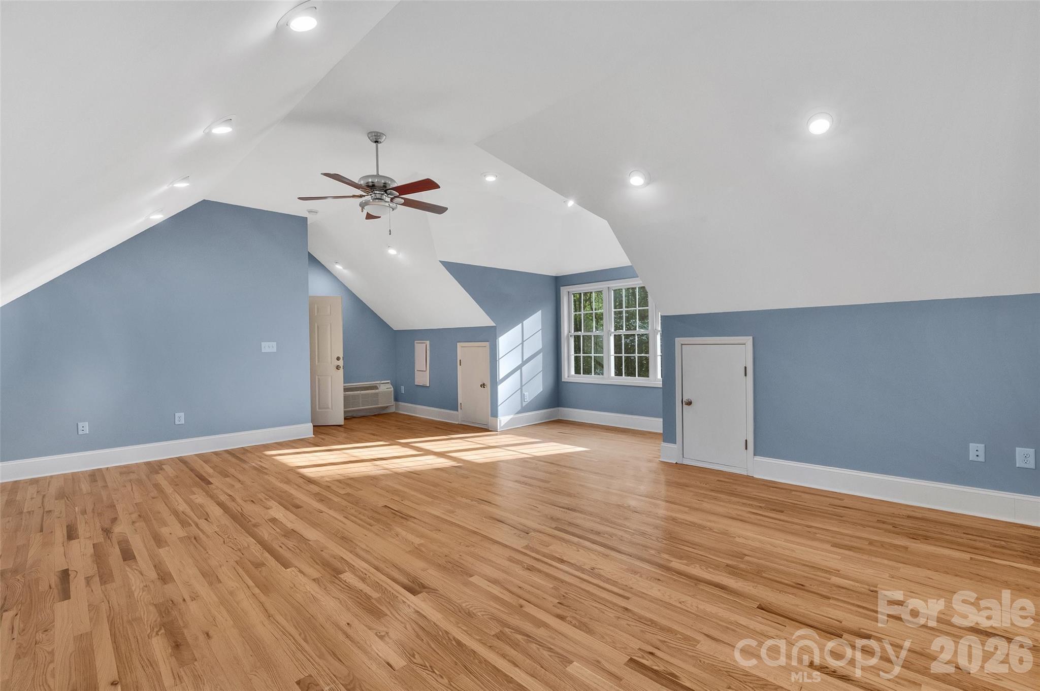 Poplar Trails - Residential