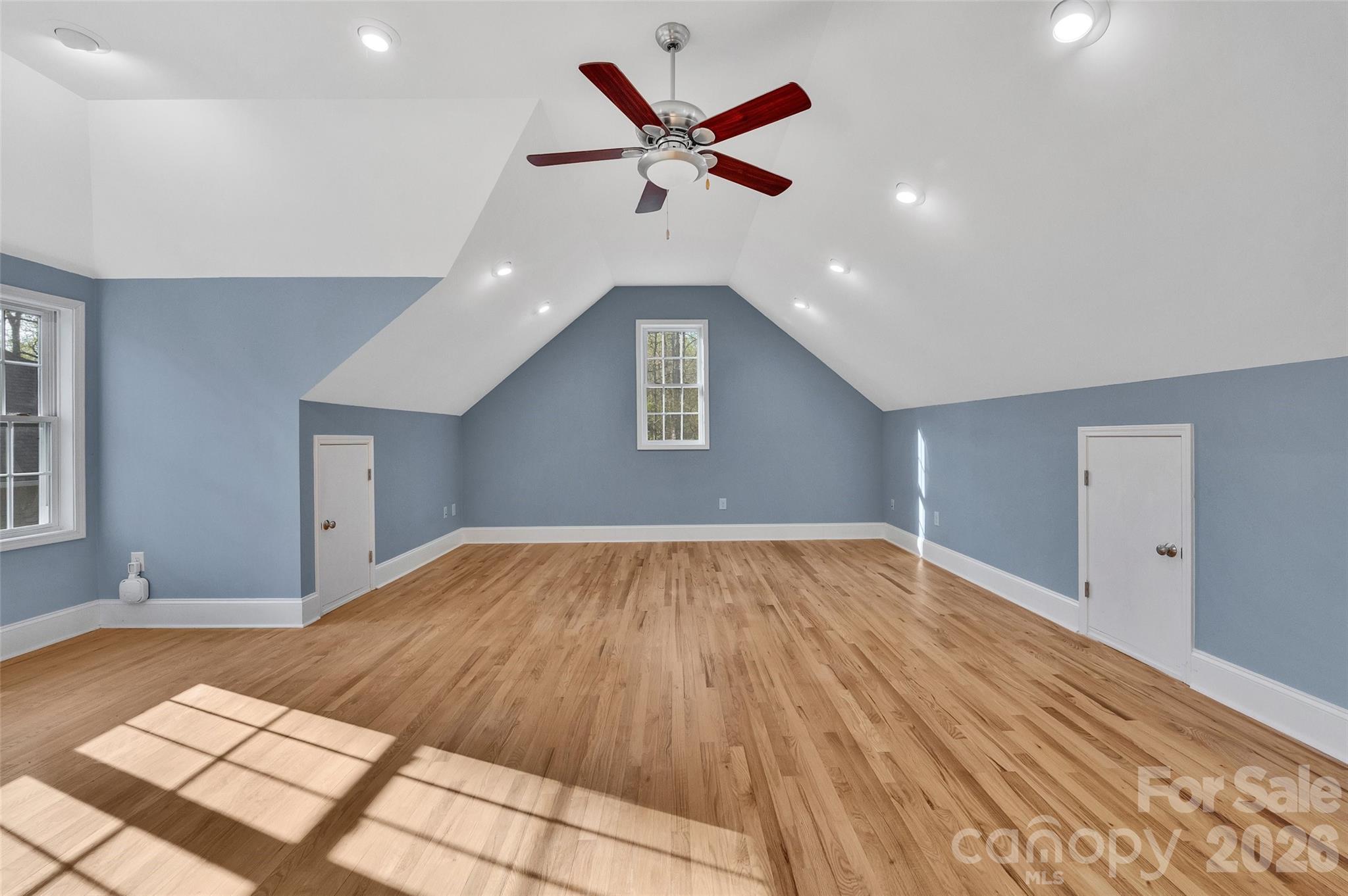 Poplar Trails - Residential