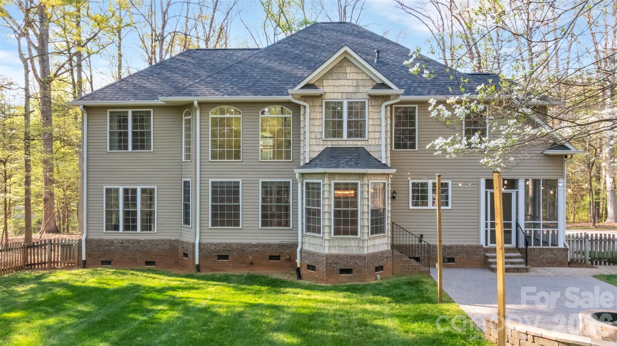 Poplar Trails - Residential