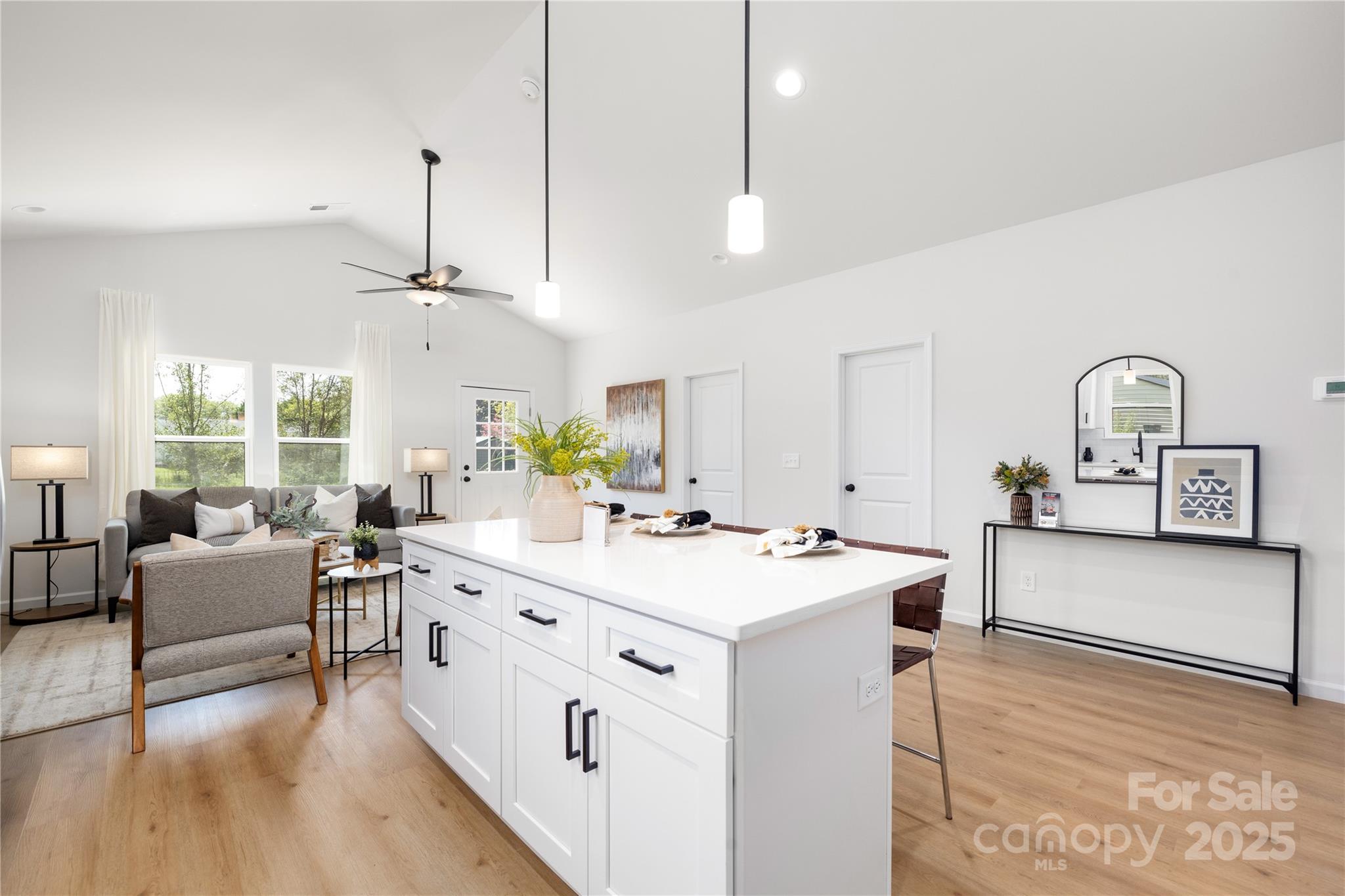 413 W Glendale Avenue