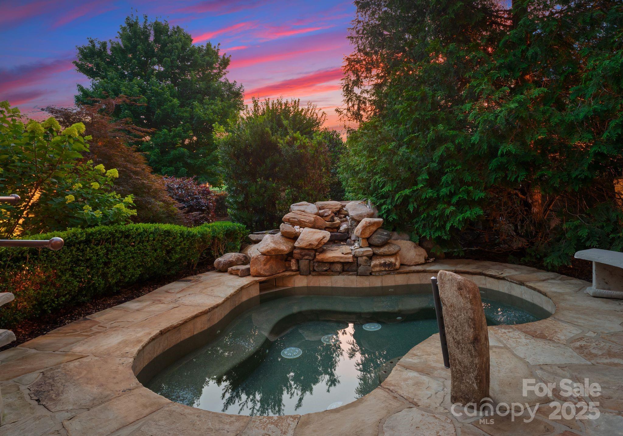 Longview - Residential