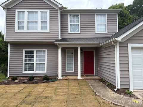 Photo of 12219 Landing Green Drive, Charlotte, NC 28277 (MLS # 4340734)