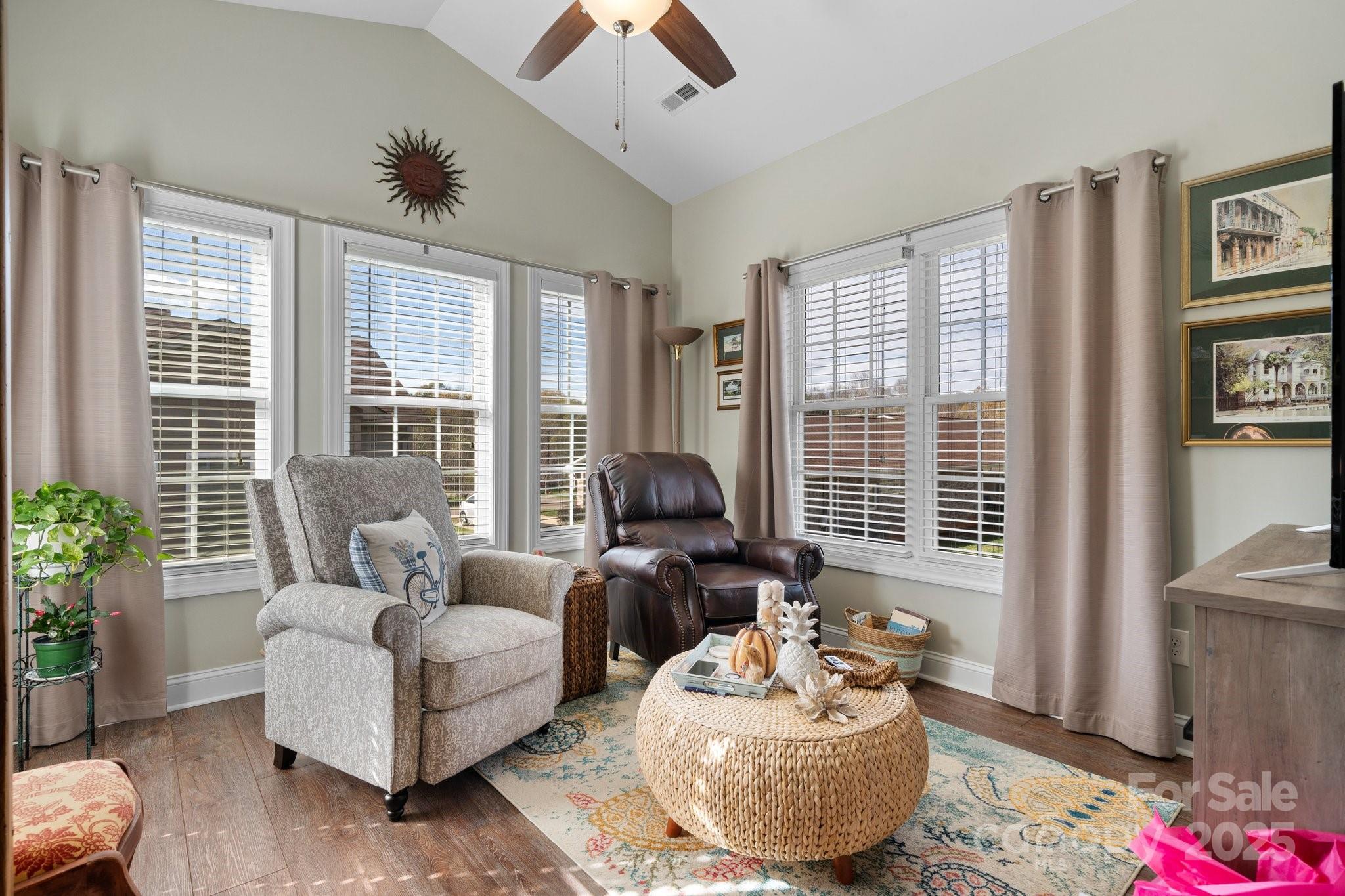 Conover Manor - Residential