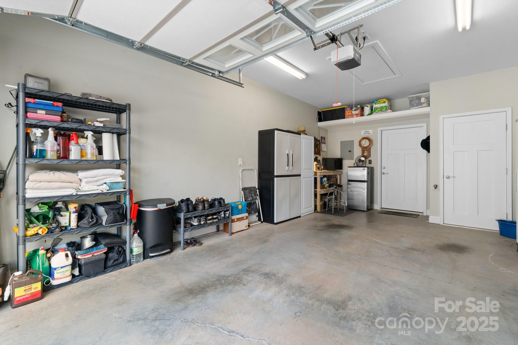 Conover Manor - Residential