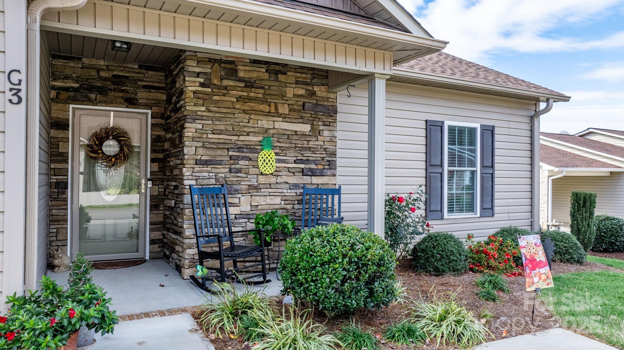 Conover Manor - Residential