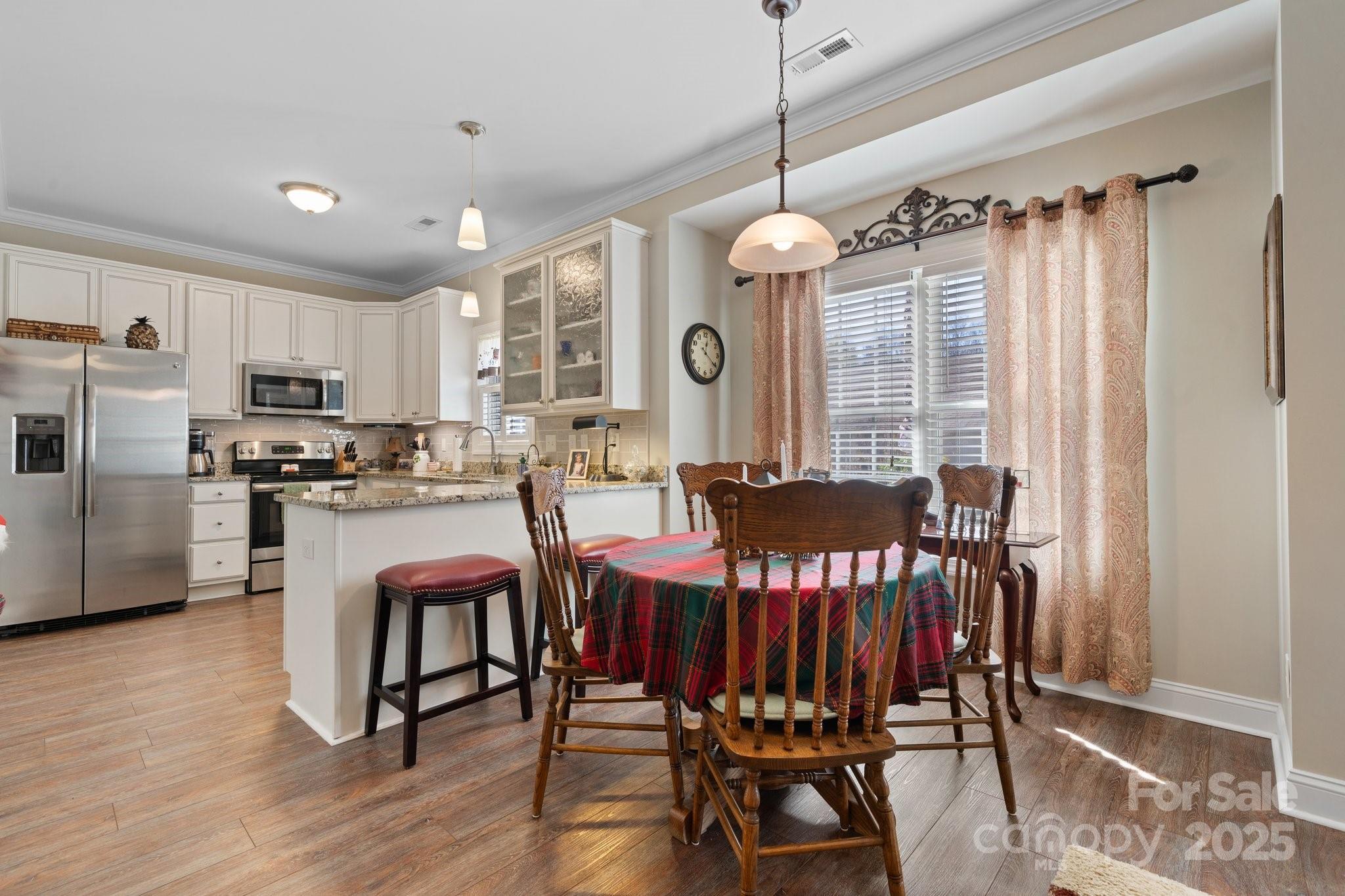 Conover Manor - Residential