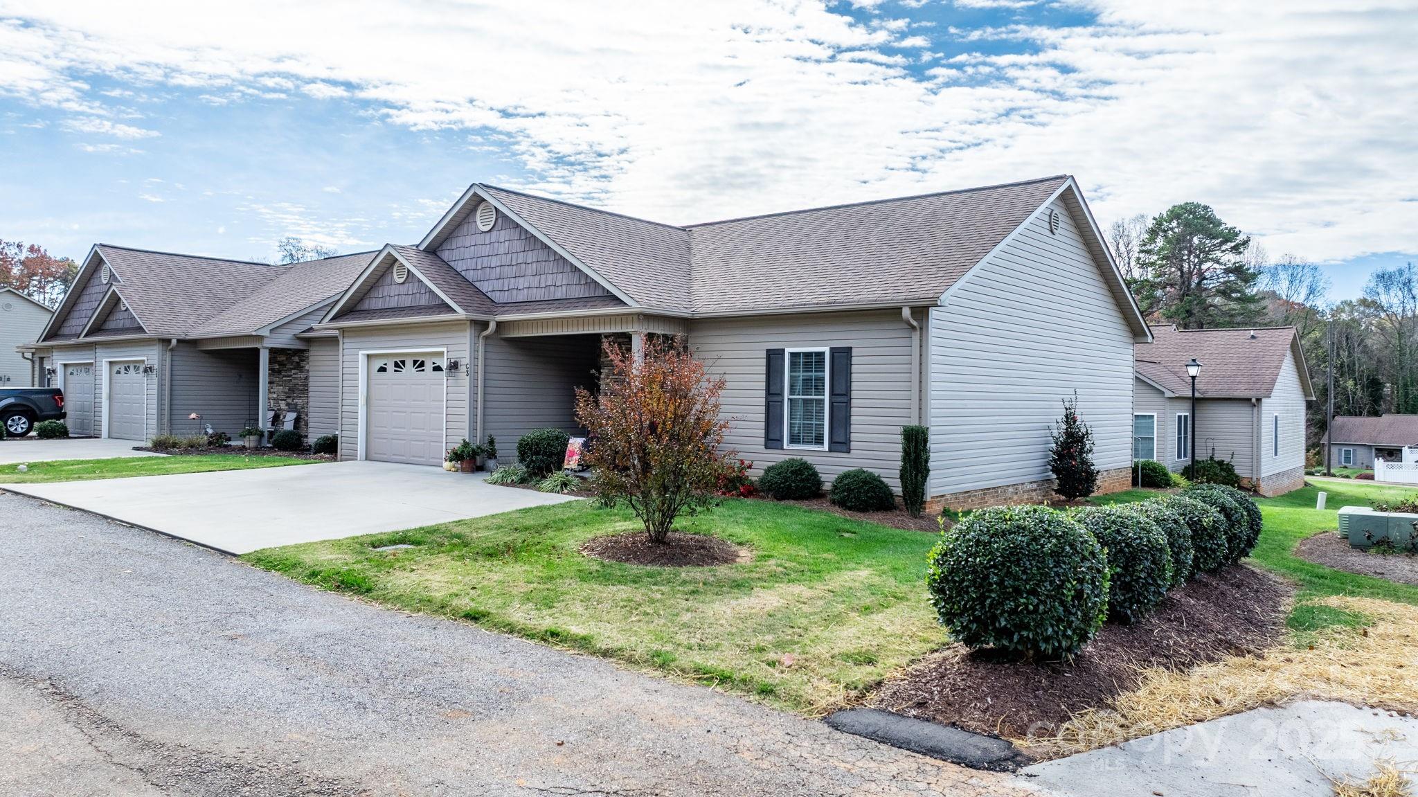 Conover Manor - Residential