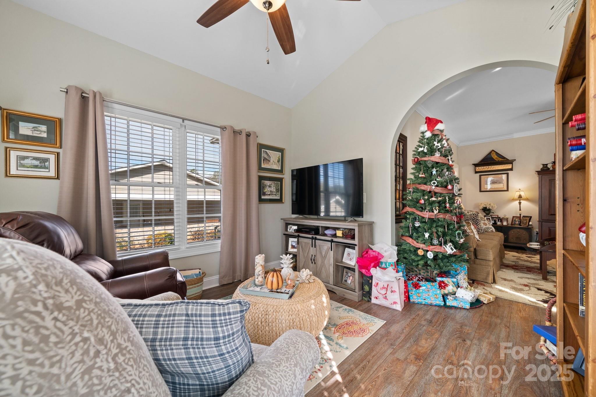 Conover Manor - Residential