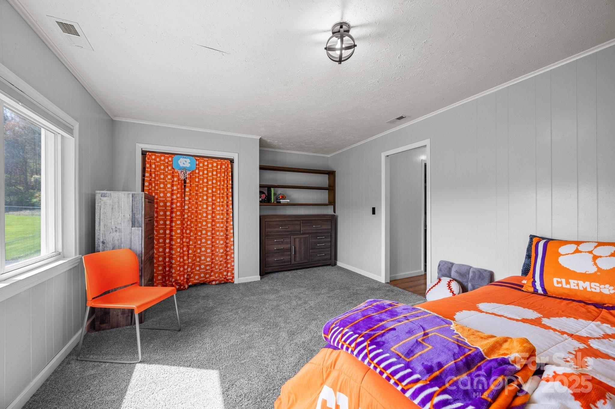 Valley View - Residential