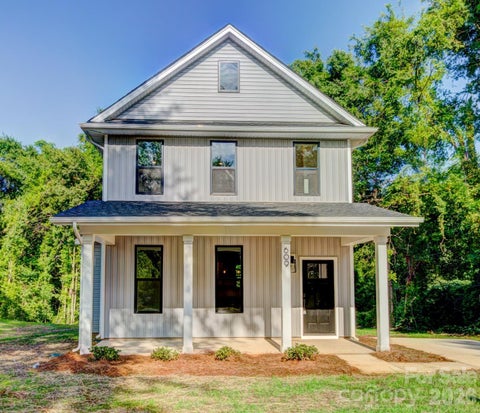 Photo of 609 Legrand Street, Shelby, NC 28150 (MLS # 4390554)