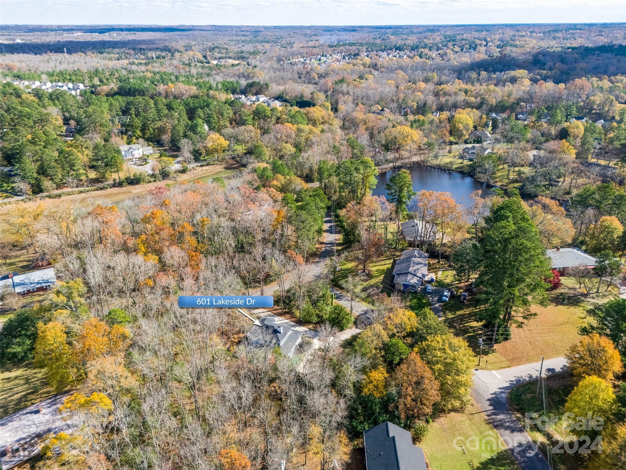 Country Club Estates - Residential