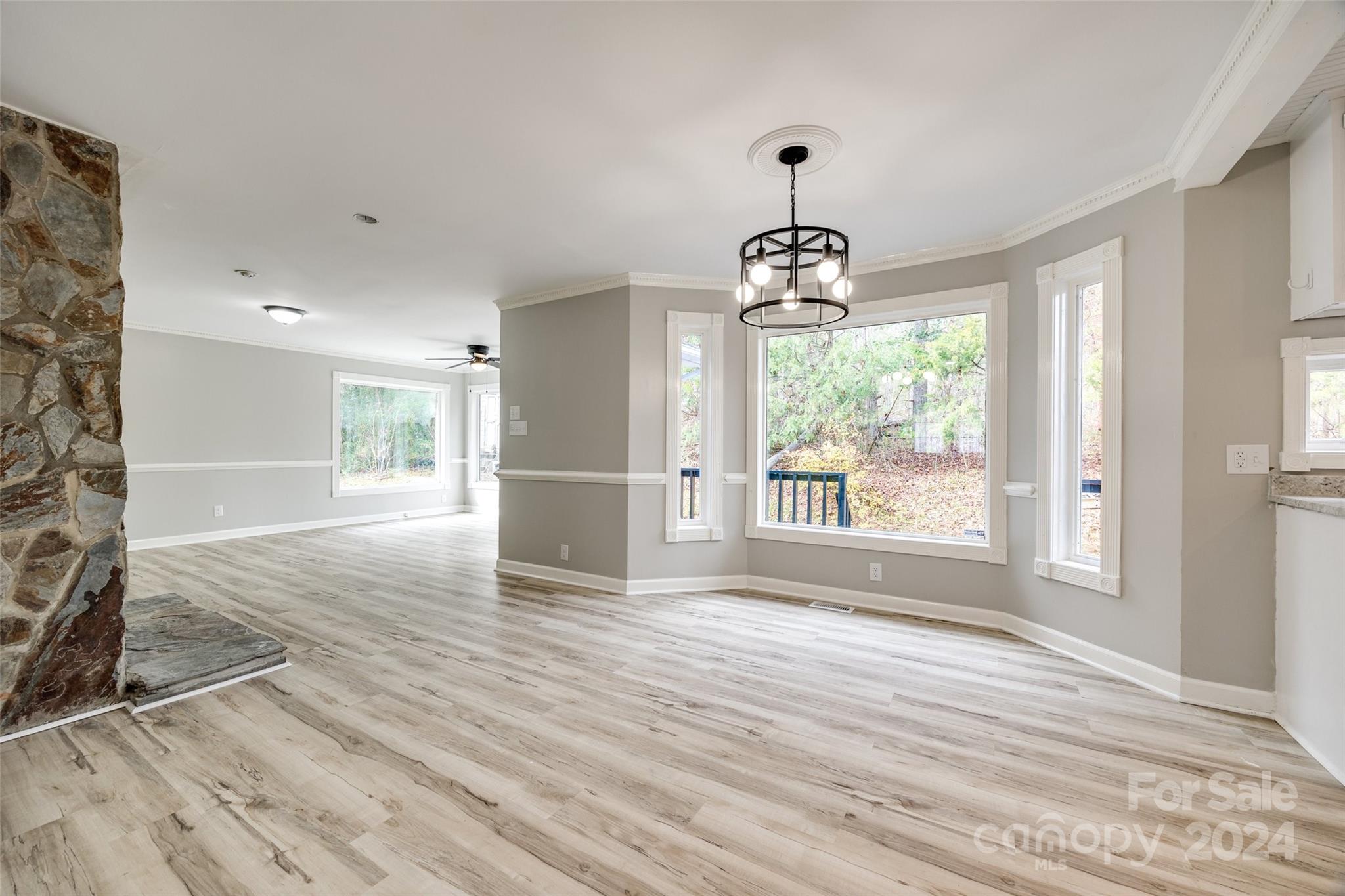 Country Club Estates - Residential