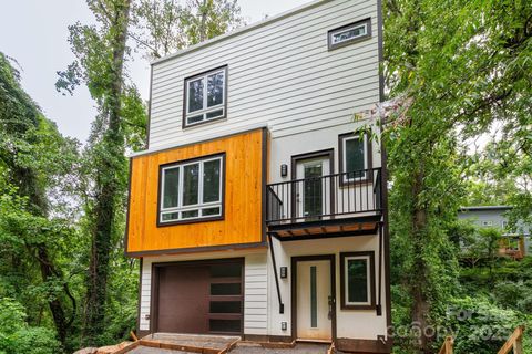 32 Waynesville Avenue Asheville NC 28806