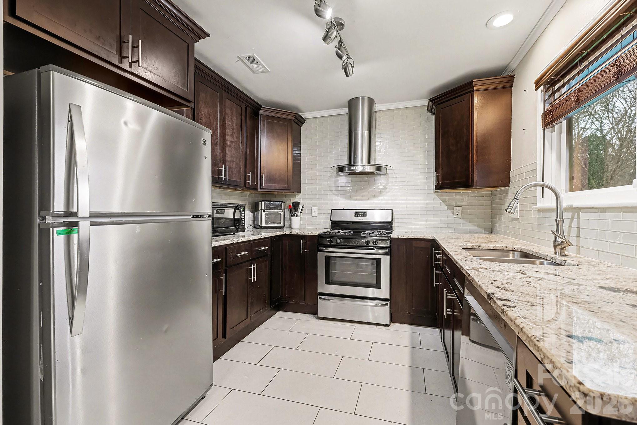 Cedar Cove - Residential