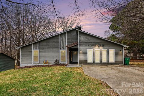 6022 Hanna Court Charlotte NC 28212