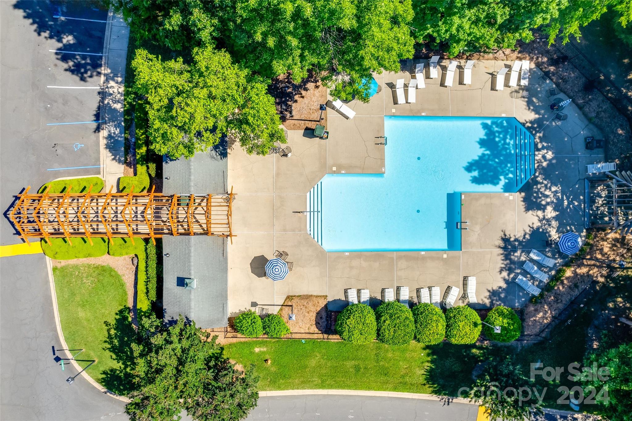 Roxborough II - Residential