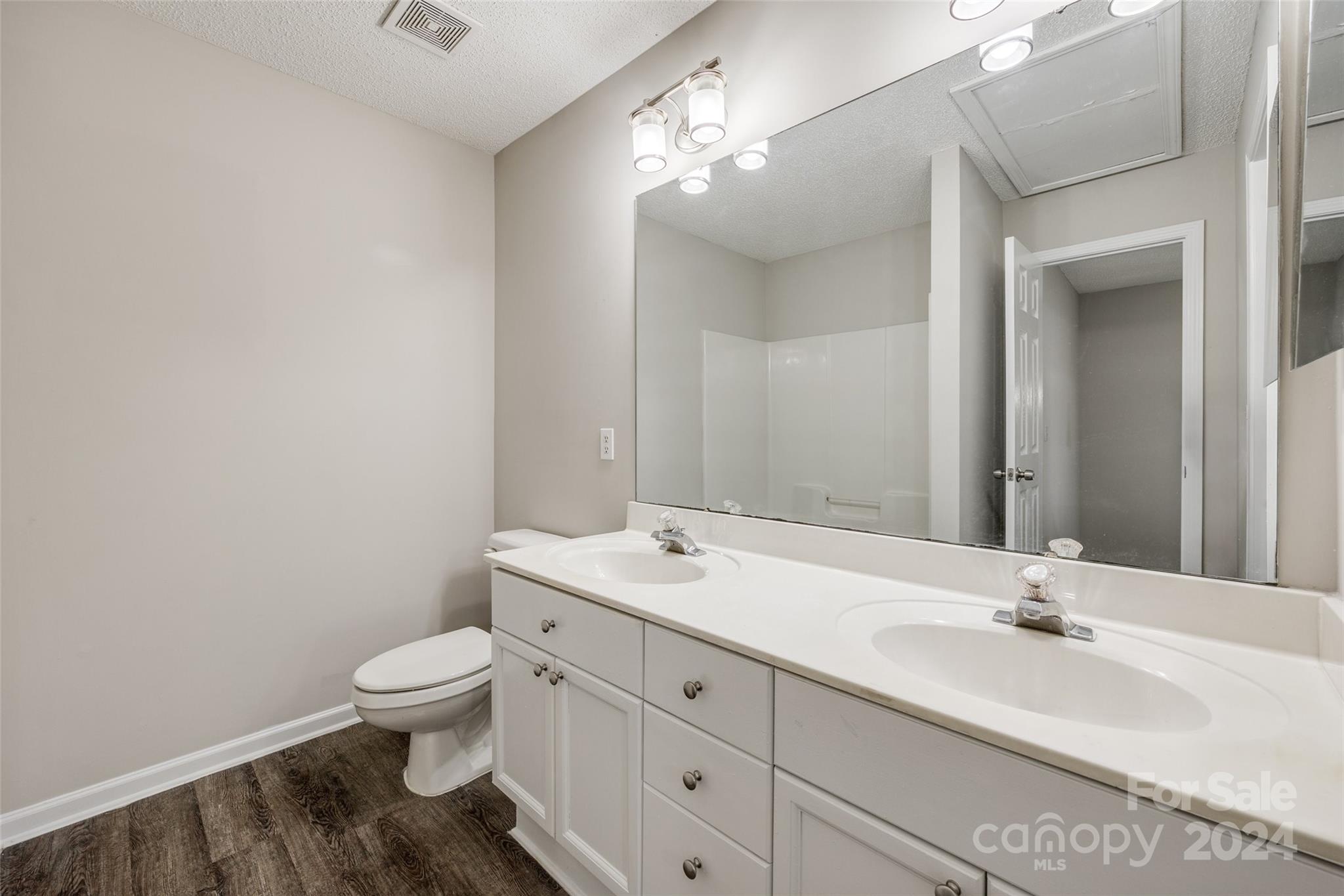 Roxborough II - Residential