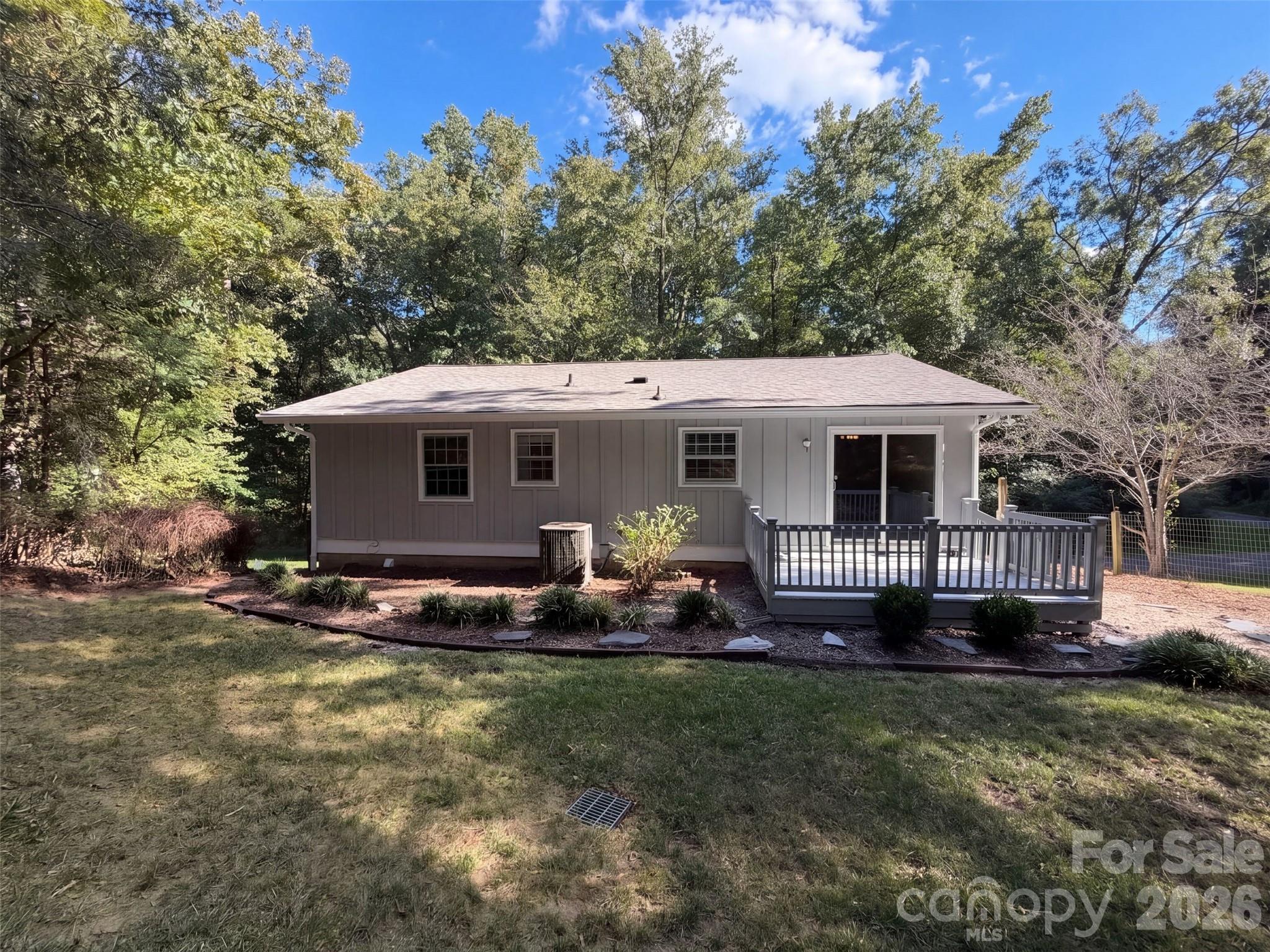 1120 Emerald Drive