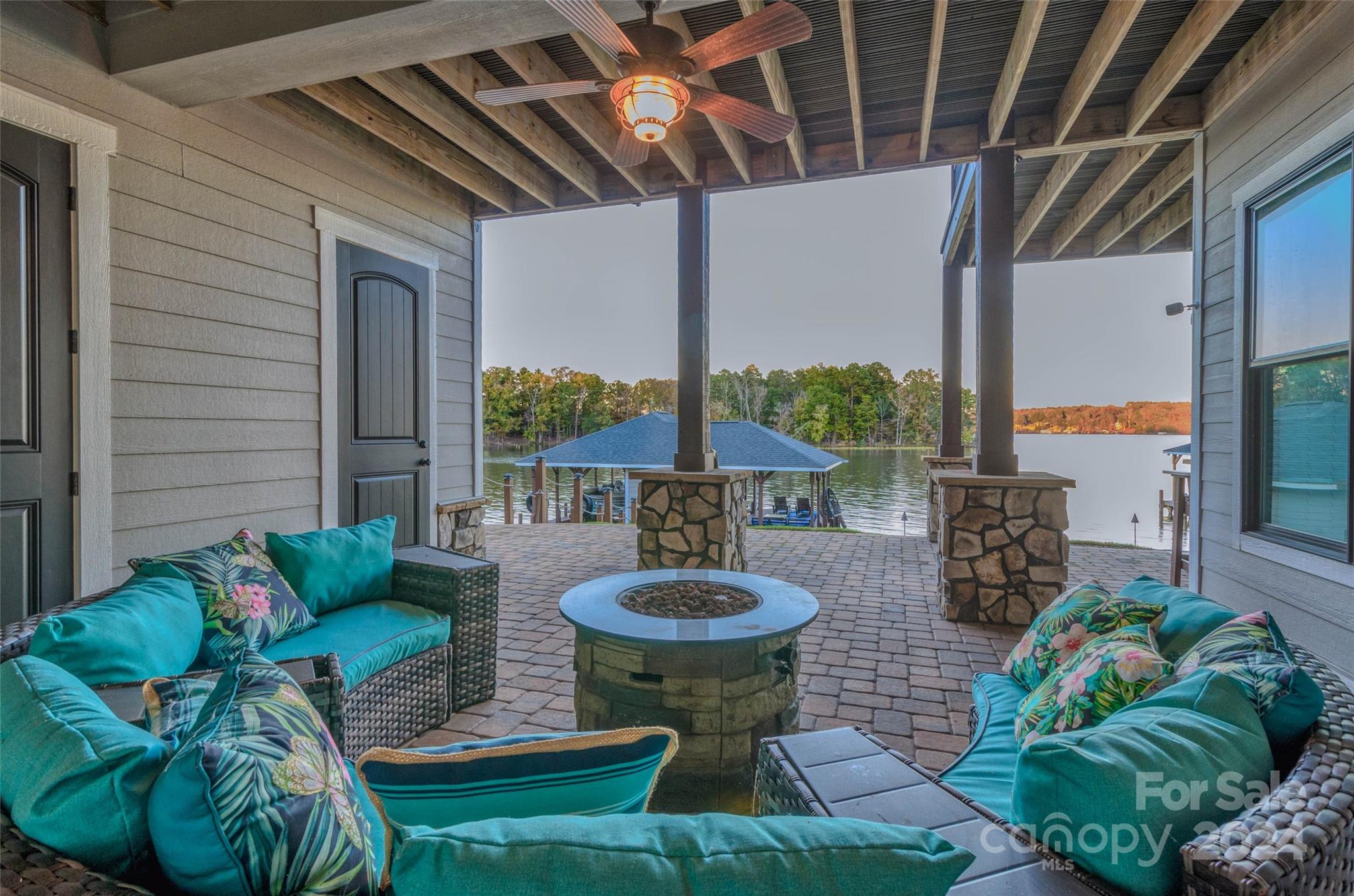 Eagle Pointe - Residential