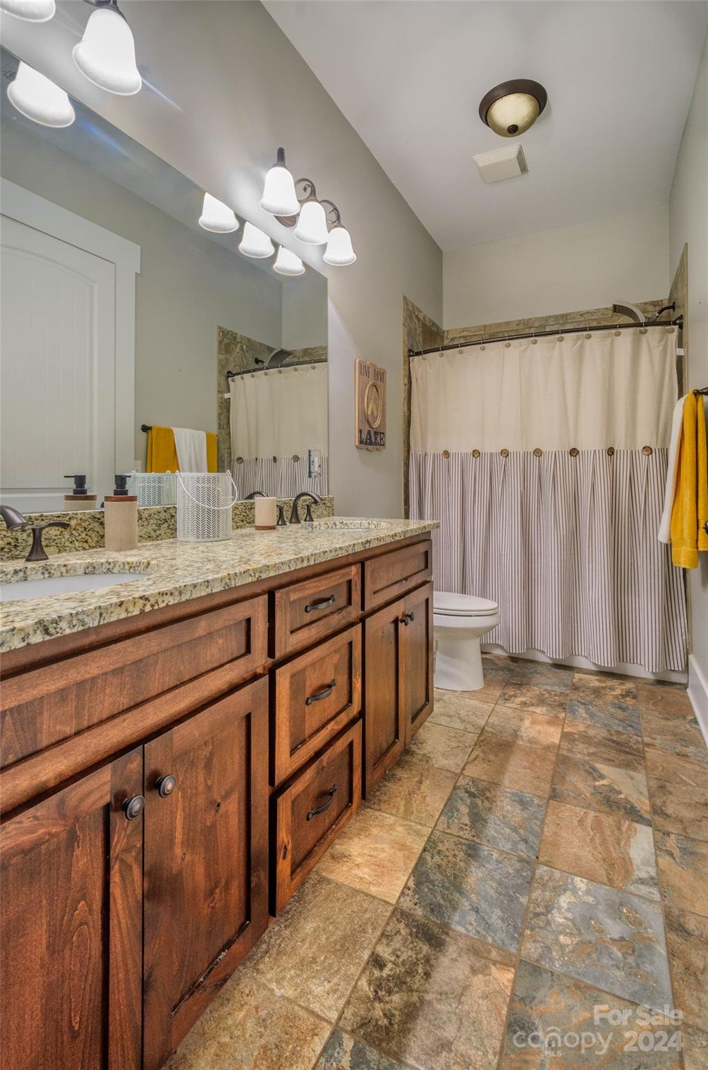 Eagle Pointe - Residential