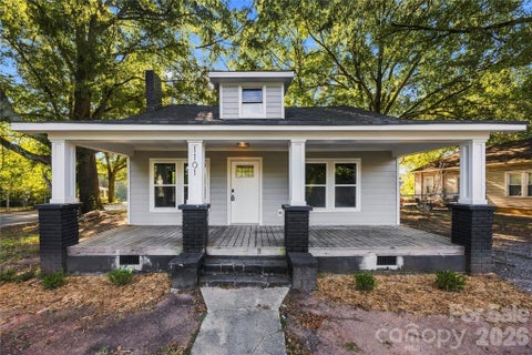 Photo of 1101 Opal Street, Charlotte, NC 28208 (MLS # 4424357)