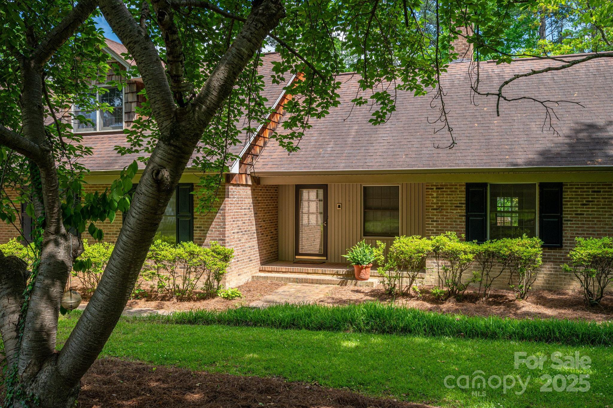 104 Ridge Drive