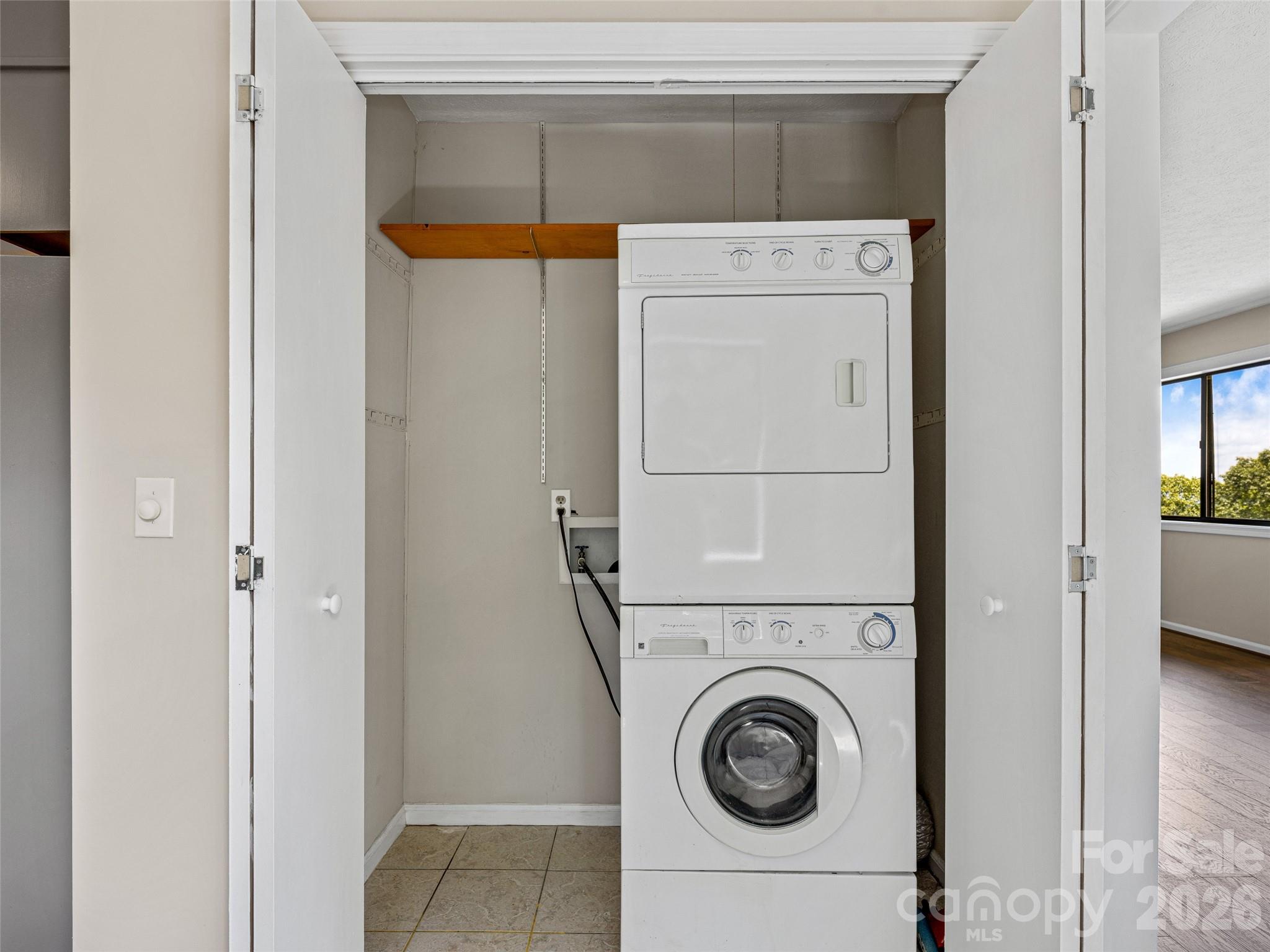 Country Ridge - Residential