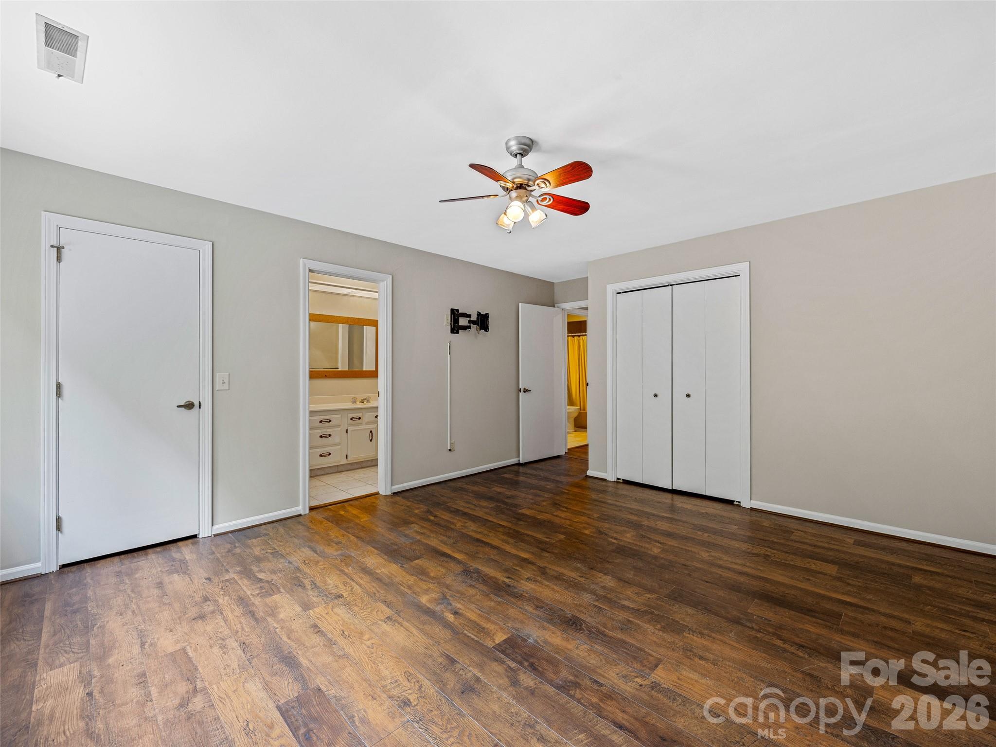 Country Ridge - Residential