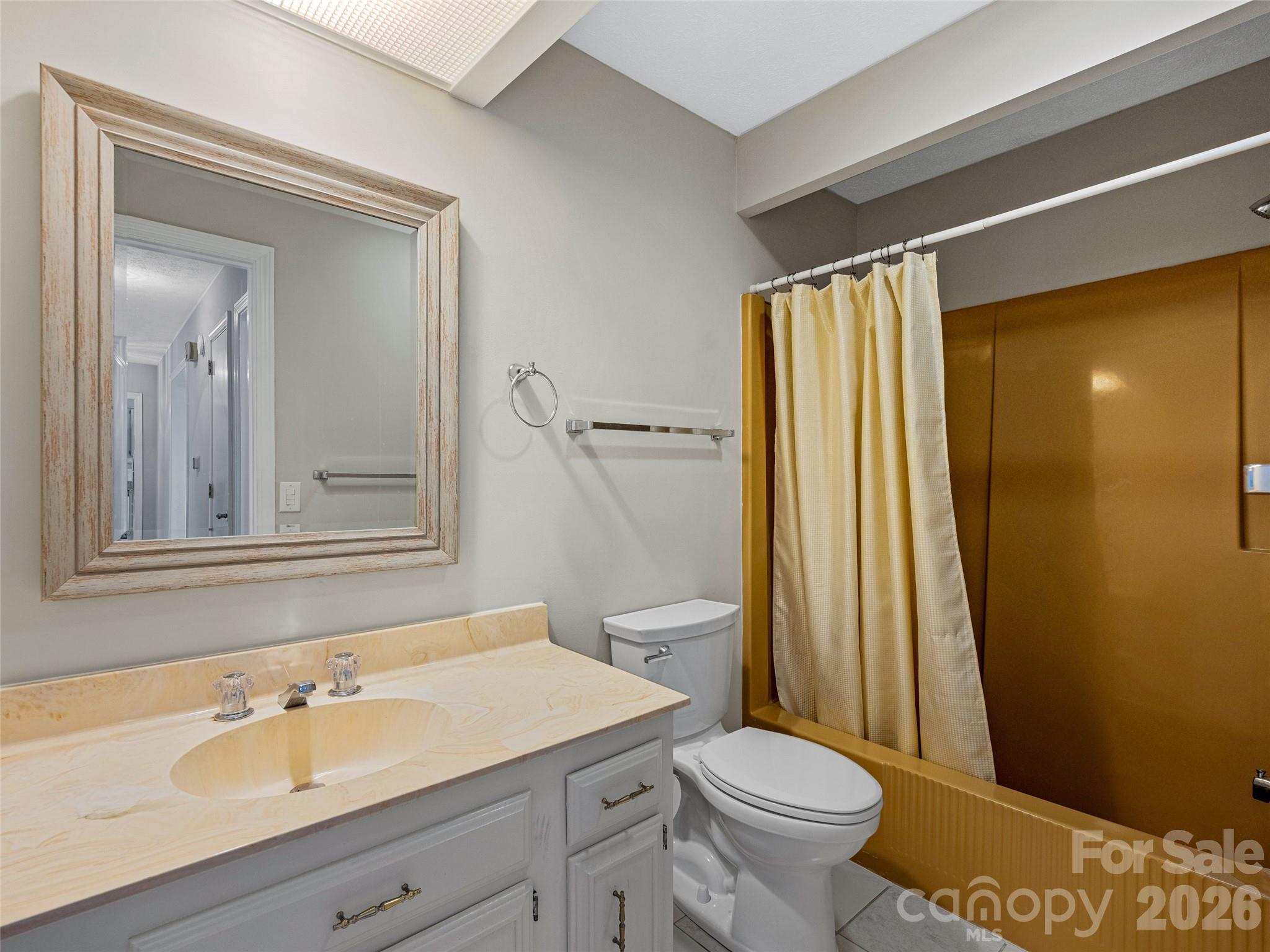 Country Ridge - Residential