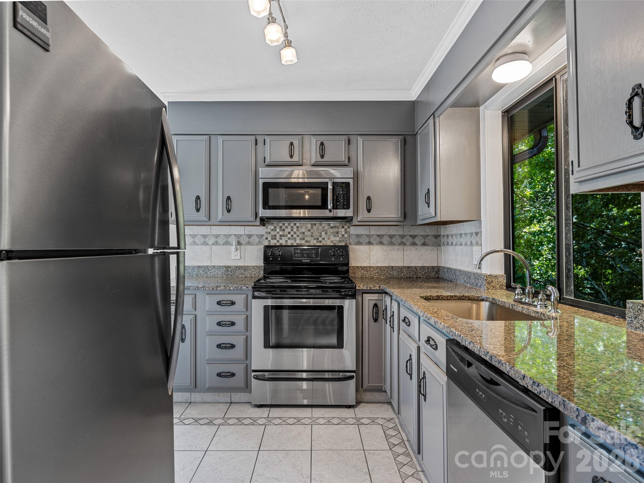 Country Ridge - Residential