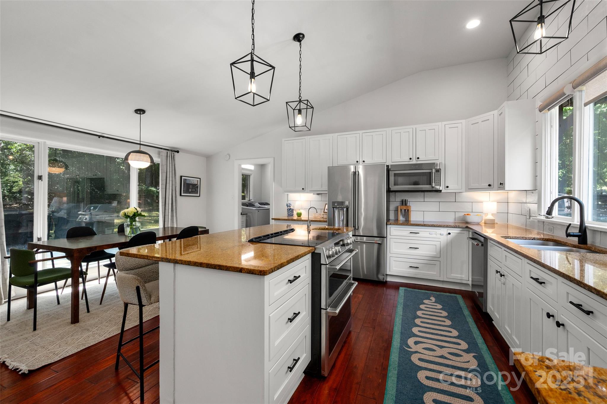 Aero Plantation - Residential