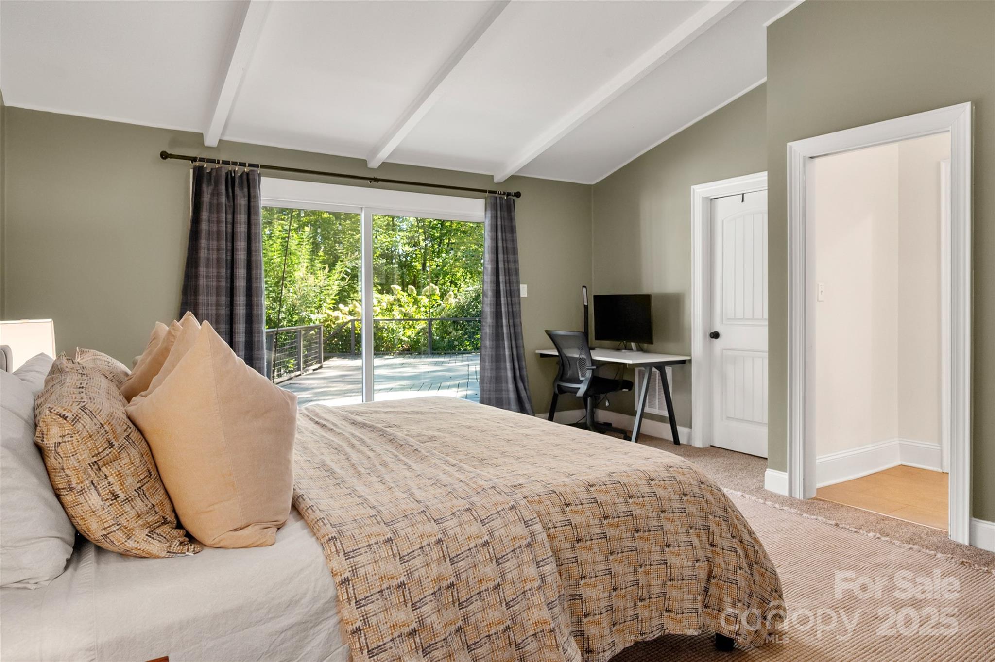 Aero Plantation - Residential