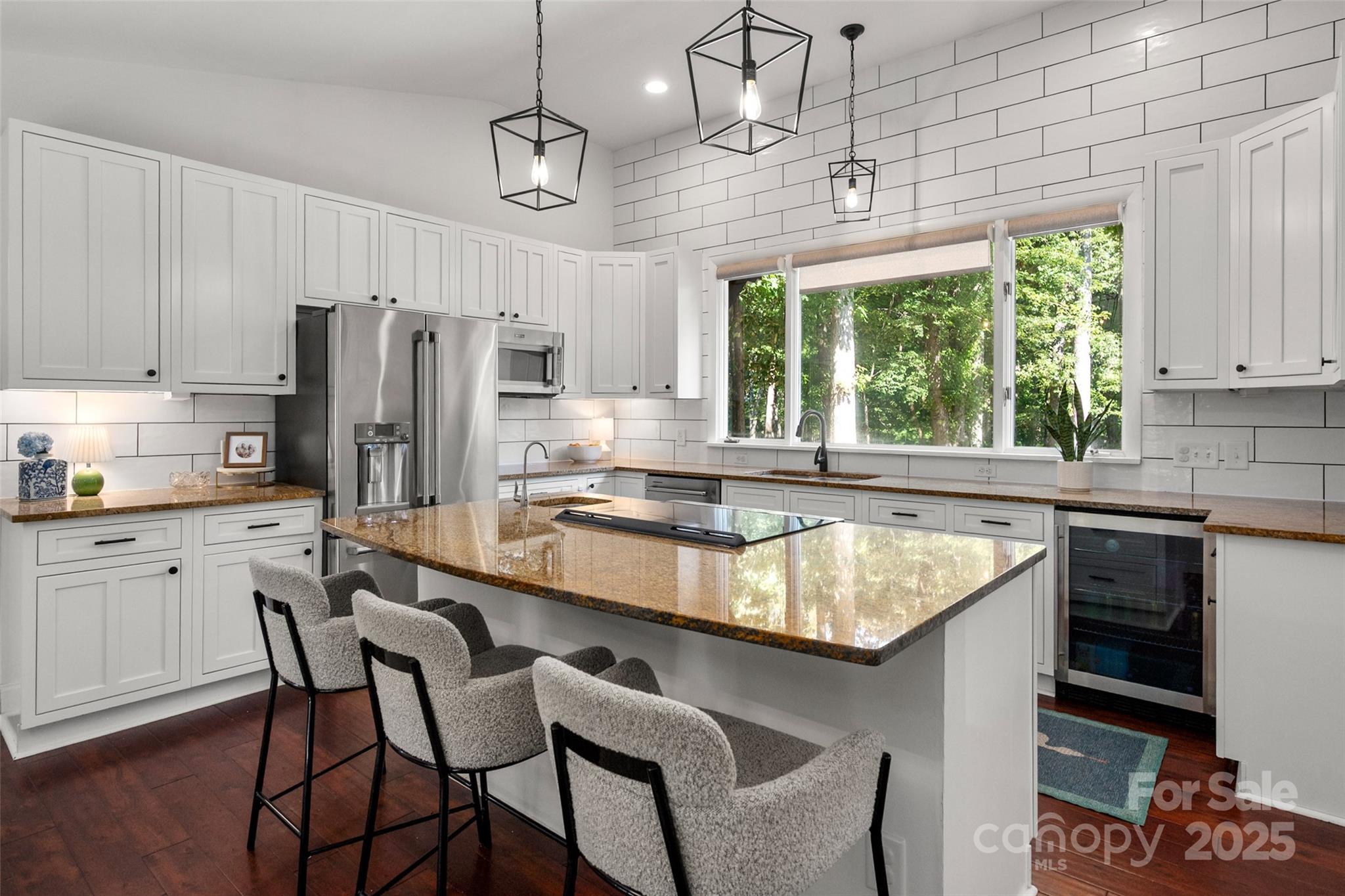 Aero Plantation - Residential