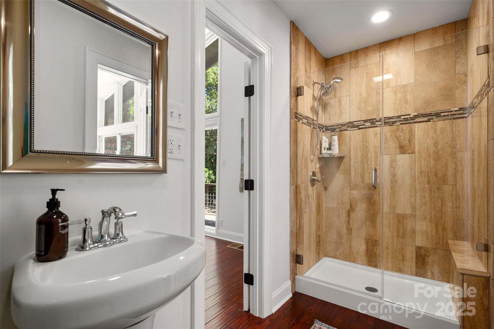 Aero Plantation - Residential