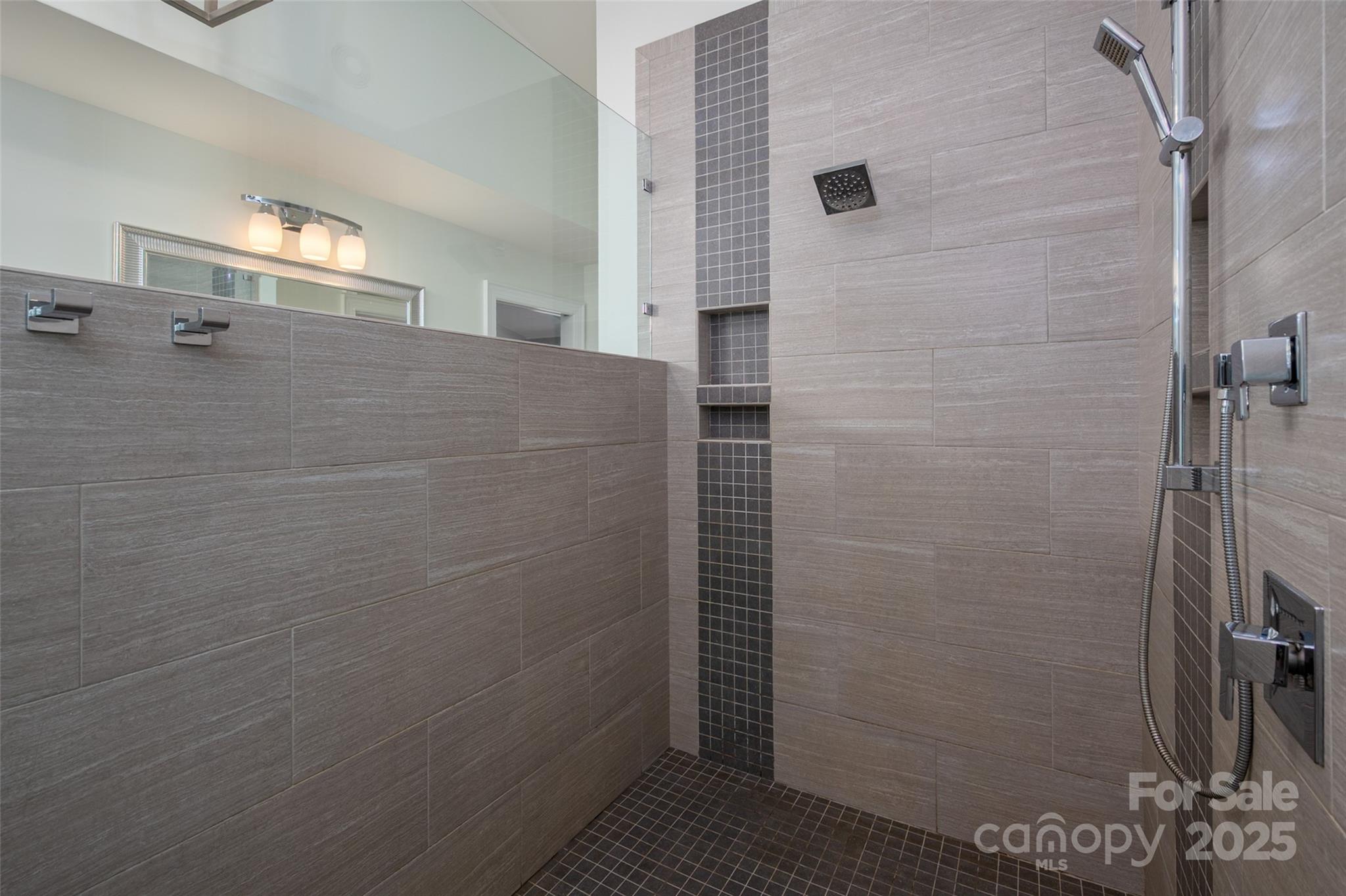 Aero Plantation - Residential