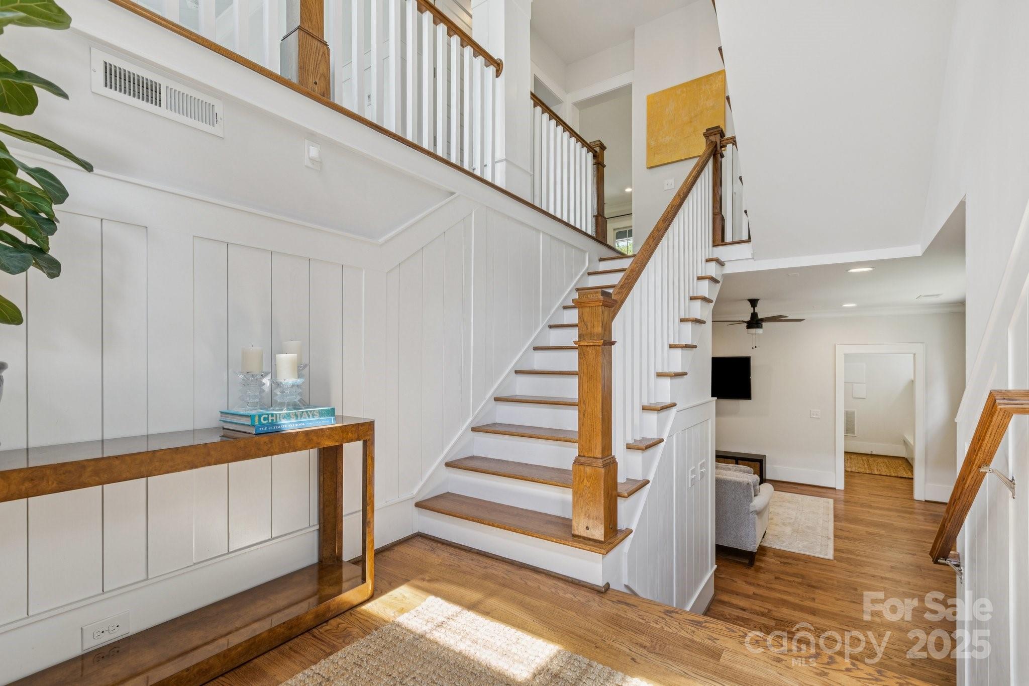 1415 Main Street