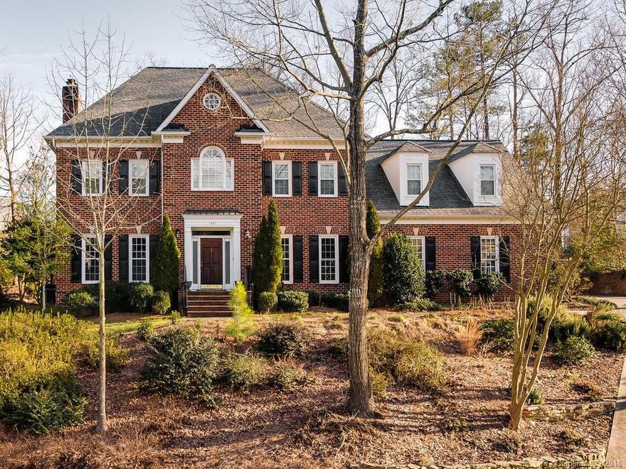 Classically-styled 2-story red brick home on small cul-de-sac street. Beautiful sunroom & open layout incl spacious Office. Updated Kitchen & Mstr Bath; 4 BR plus Bonus on 2nd & additional Bonus/5th BR (incl Full Bath) on 3rd Floor. NEW WINDOWS 2007/2010; ROOF 2006;  Minutes from Trader Joe's, Starbucks, HT, Target & LOTS of restaurants. Minutes to SouthPark, Ballantyne & Rea Rd 485 Interchange. TPC Piper Glen offers a variety of memberships & features golf, dining, pool, fitness, tennis & more