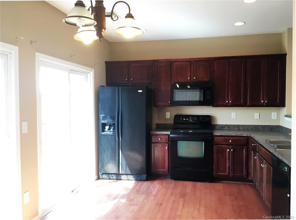 Moss Creek Village - Residential Lease