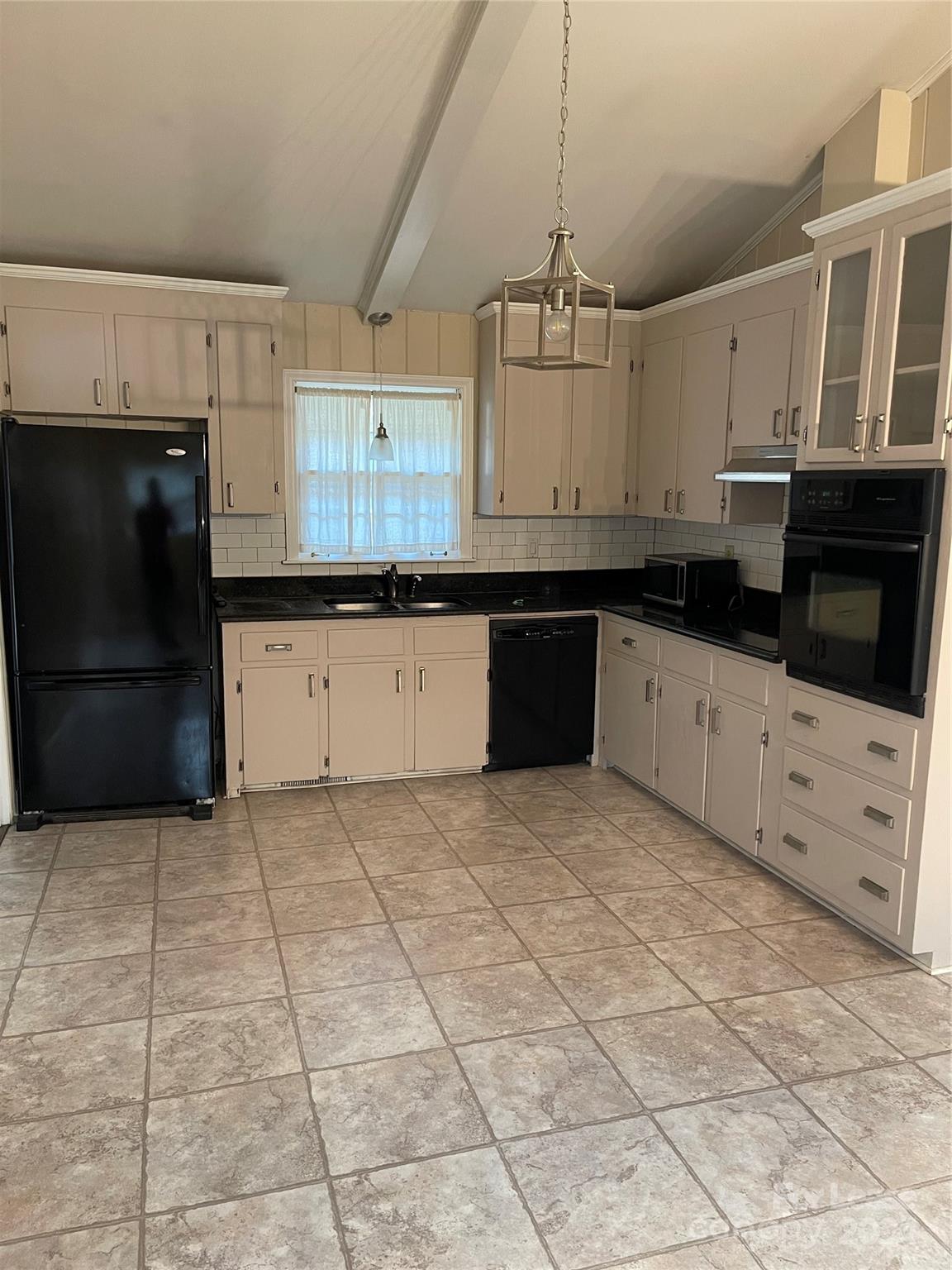 Starmount - Residential Lease