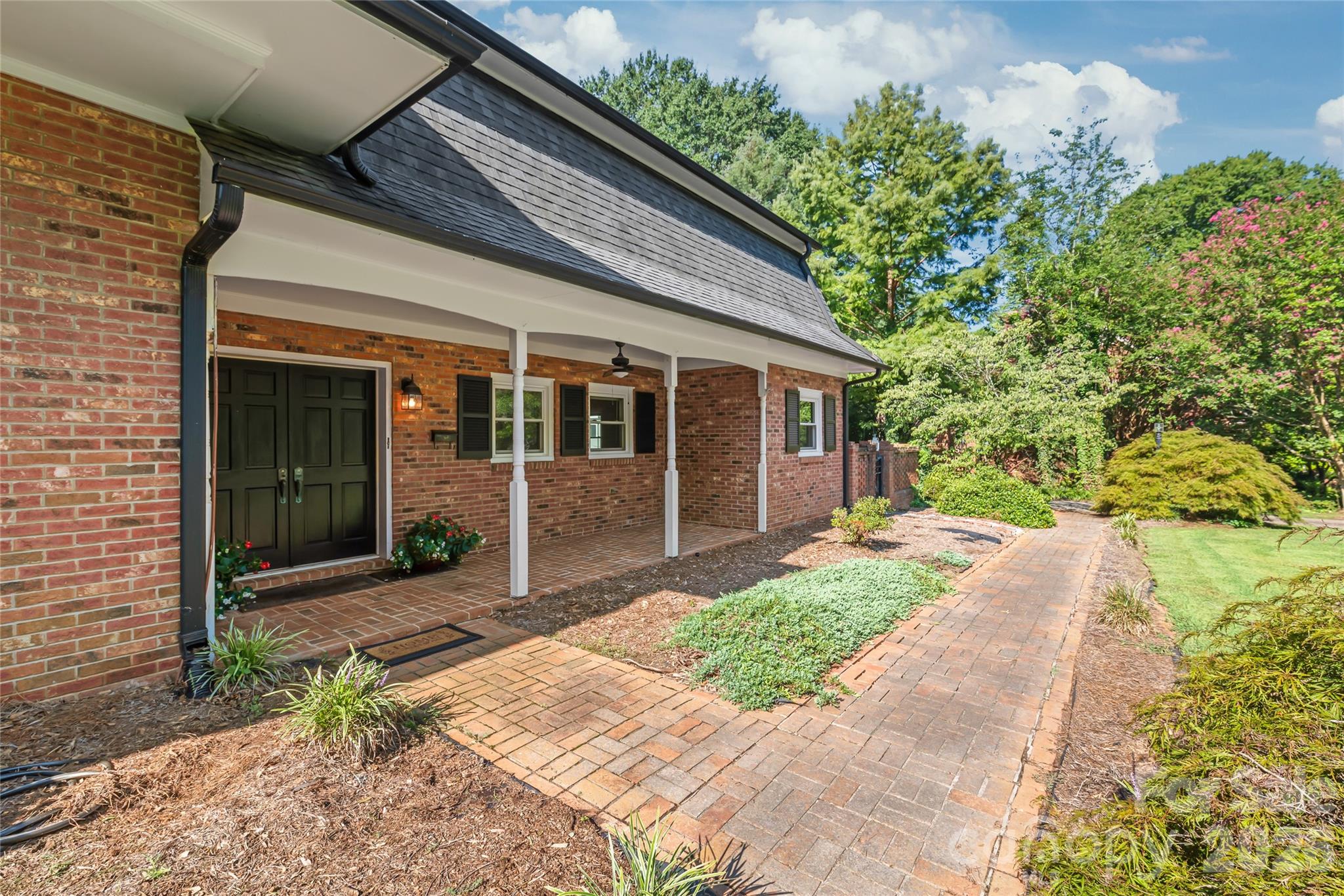 1339 Carmen Lane