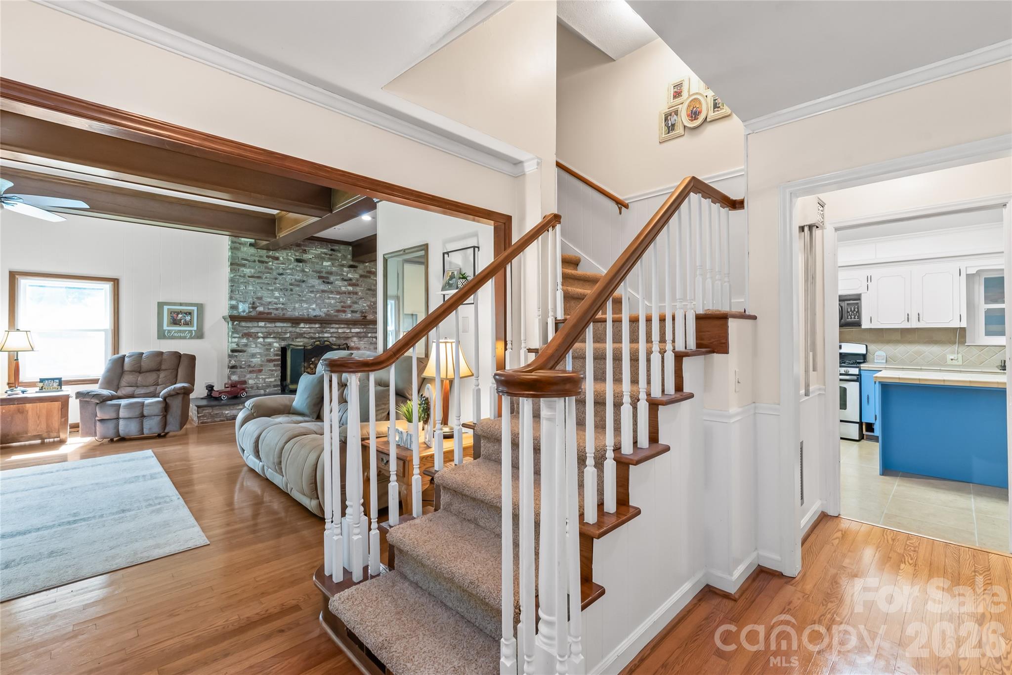 1339 Carmen Lane