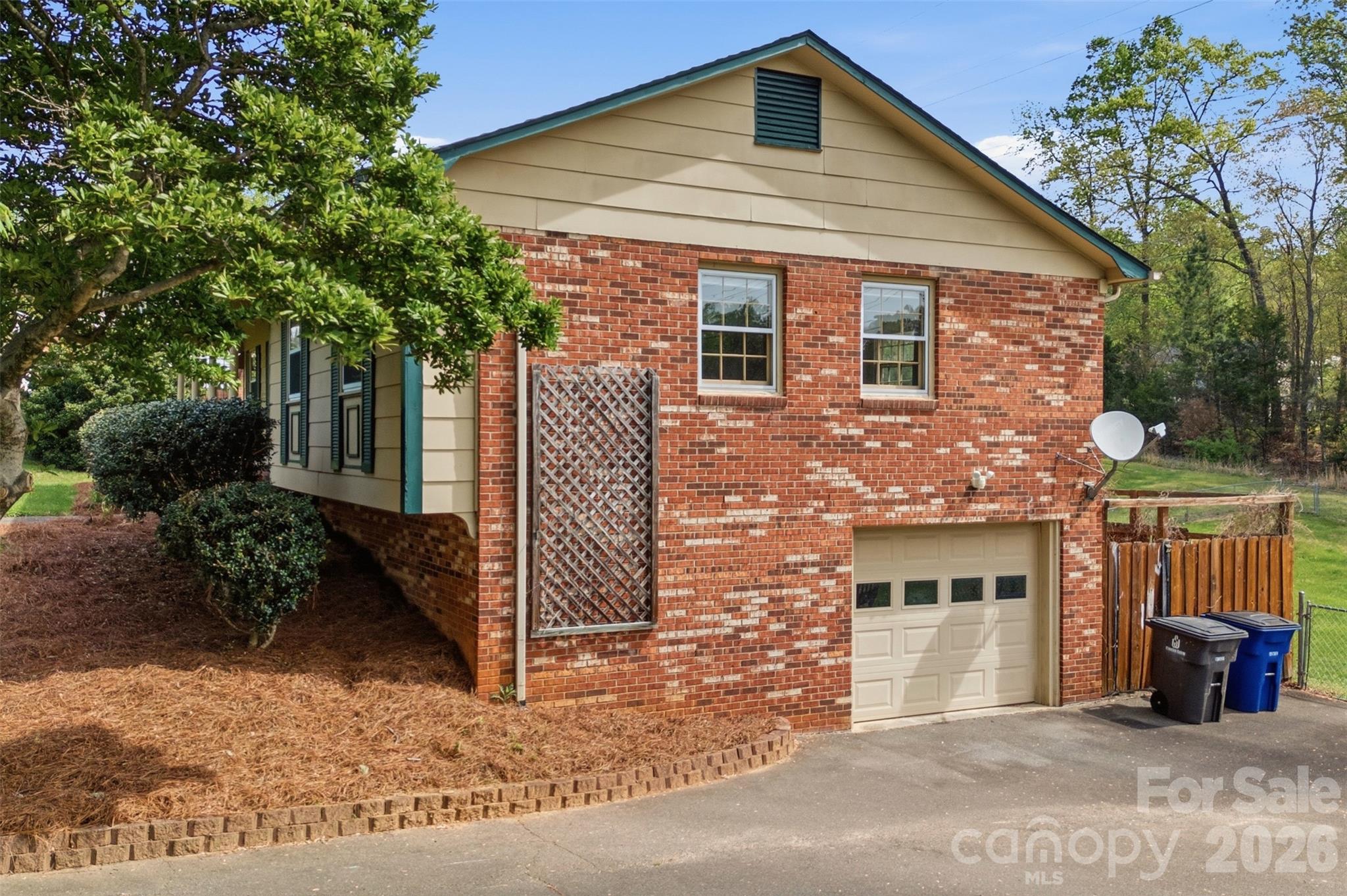 Woodside - Residential