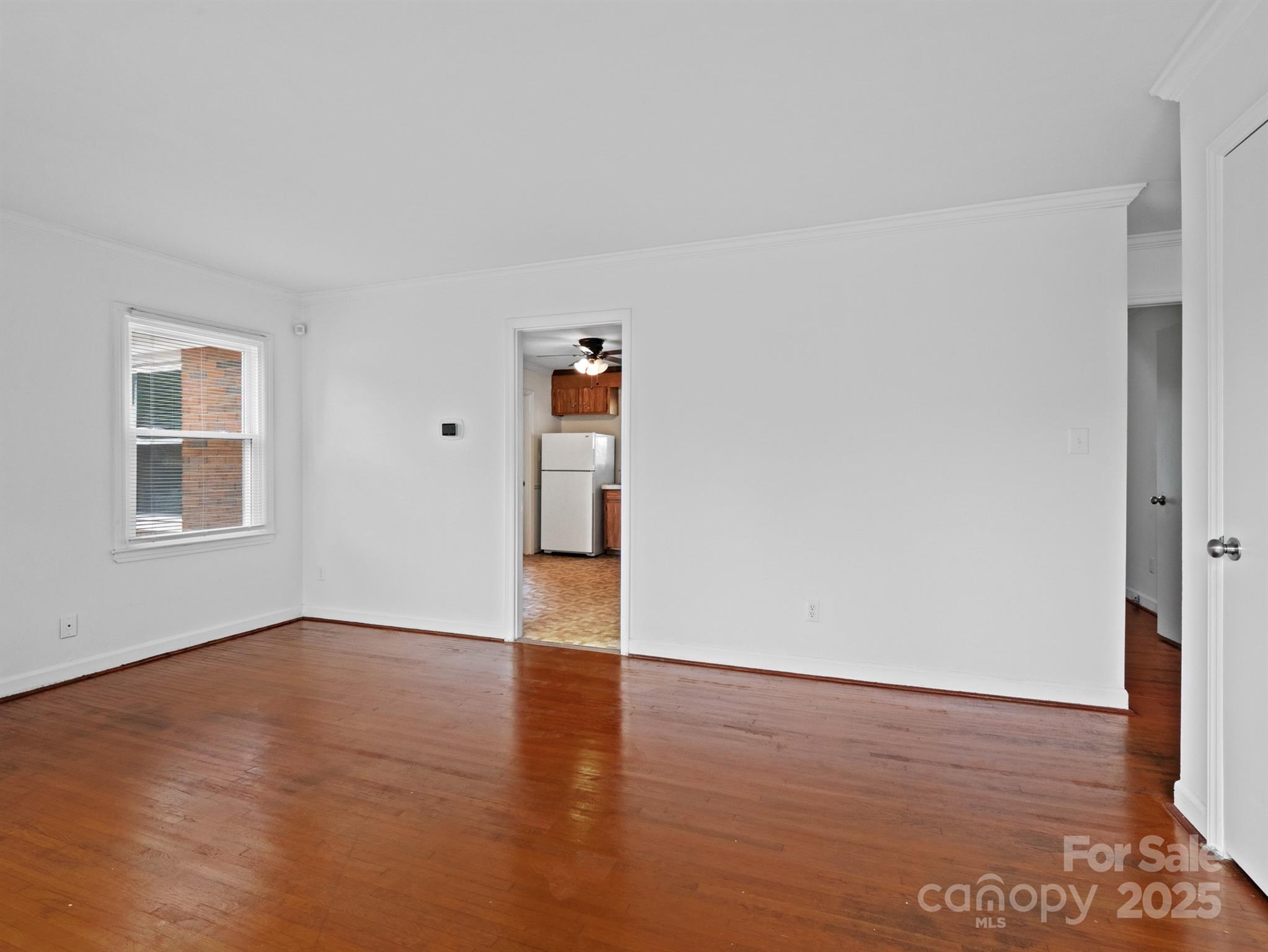 325 Prince Charles Street