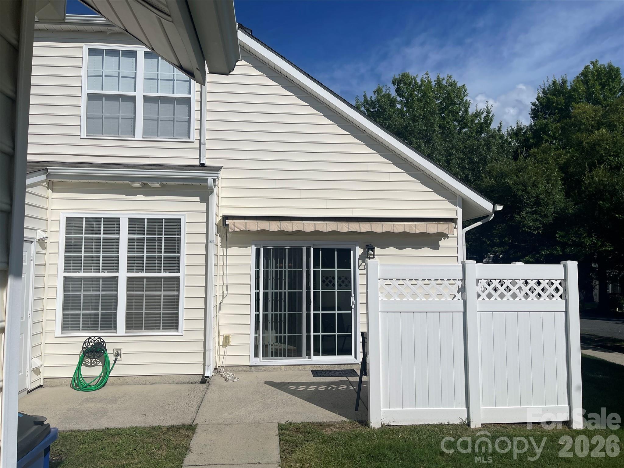 1158 Hammond Drive