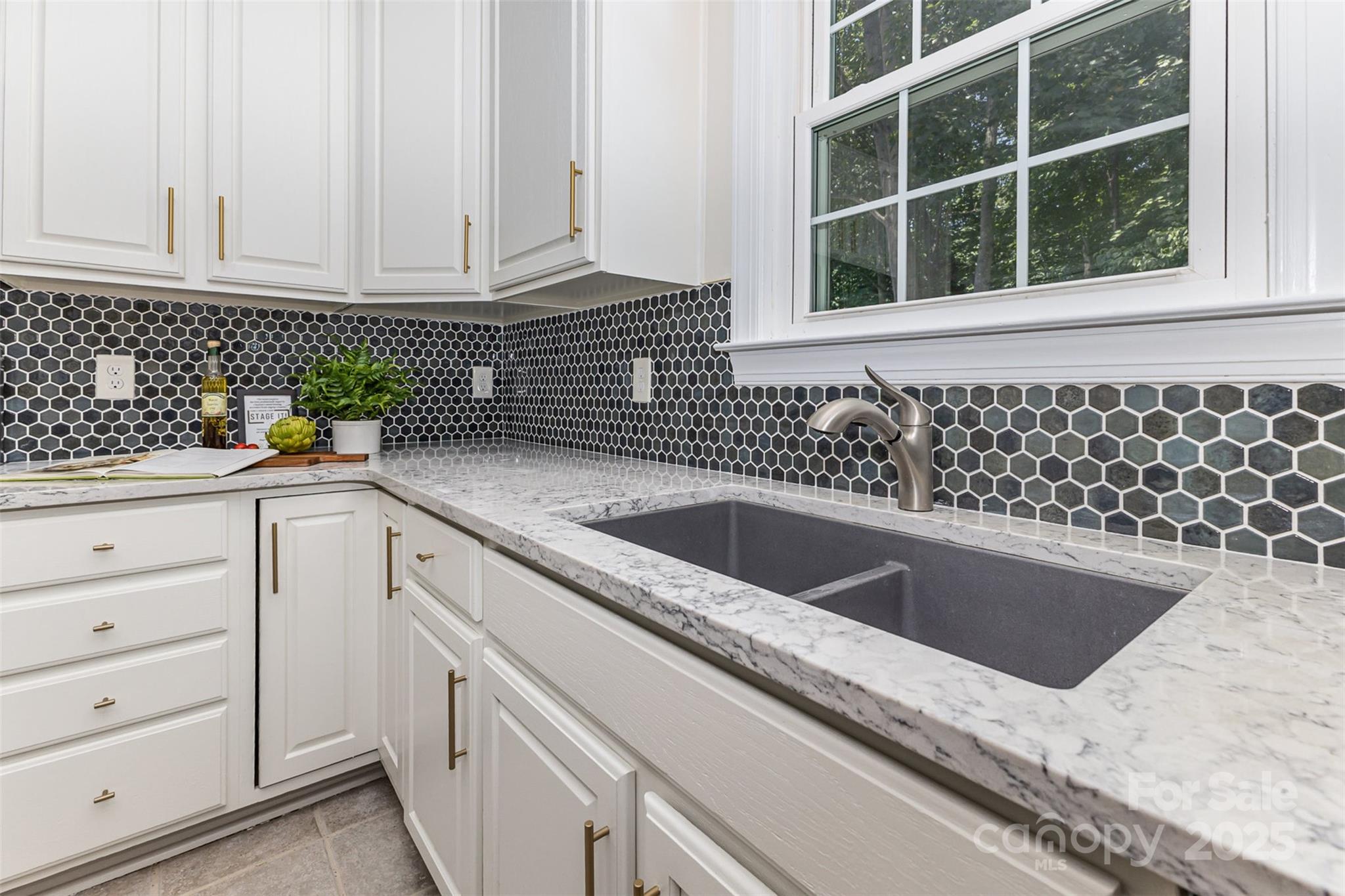 Mt Isle Harbor - Residential