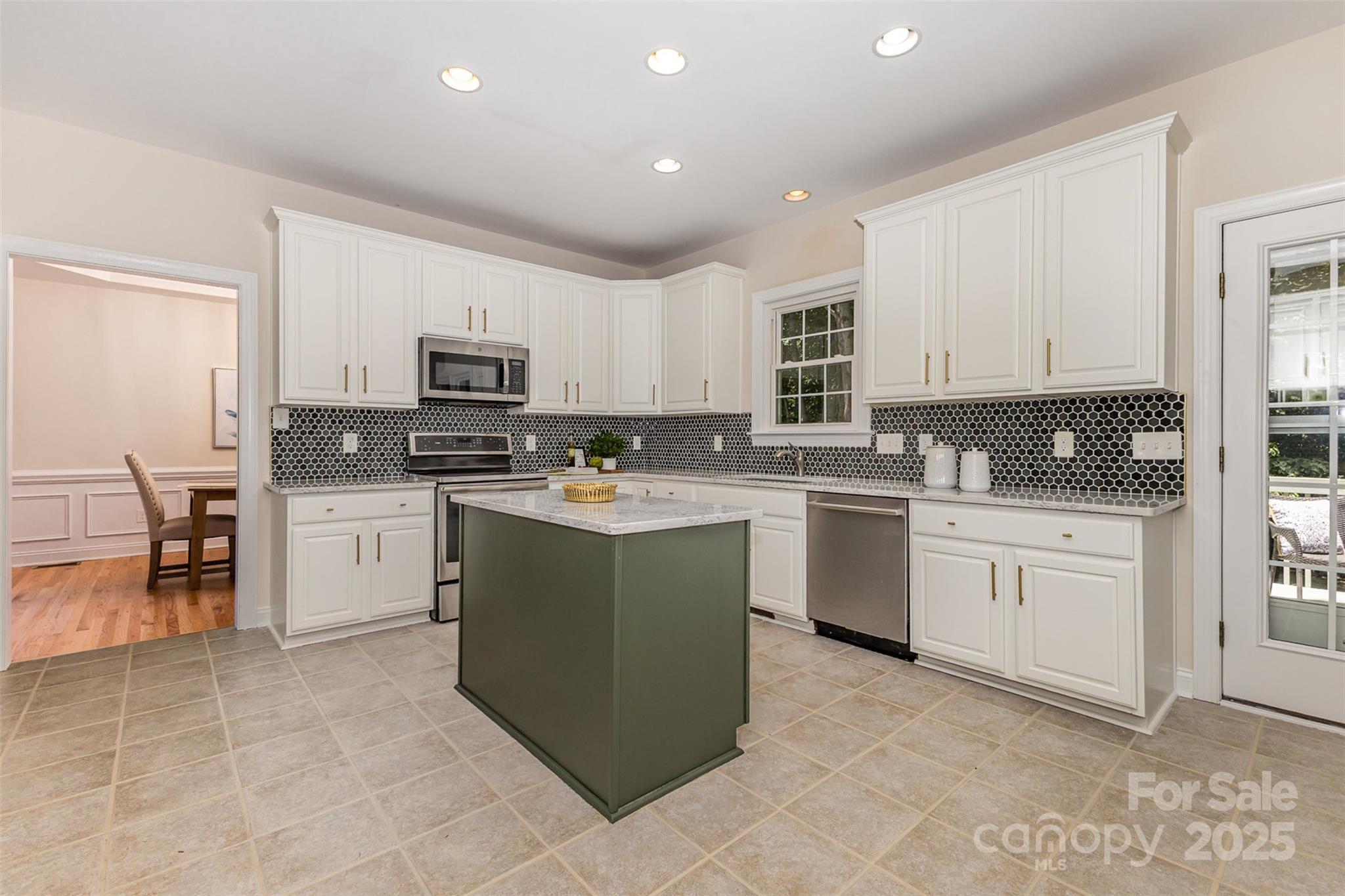 Mt Isle Harbor - Residential