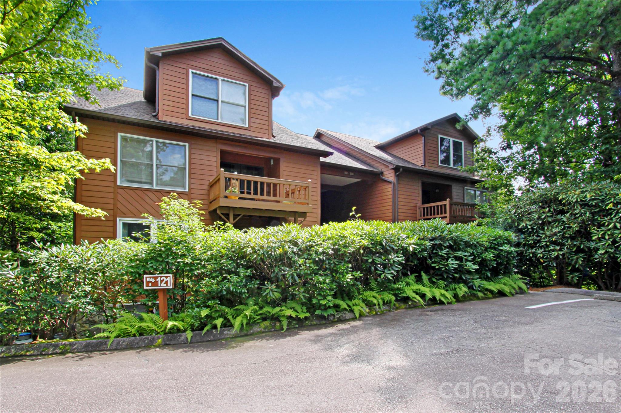 121 Toxaway Views Drive 504